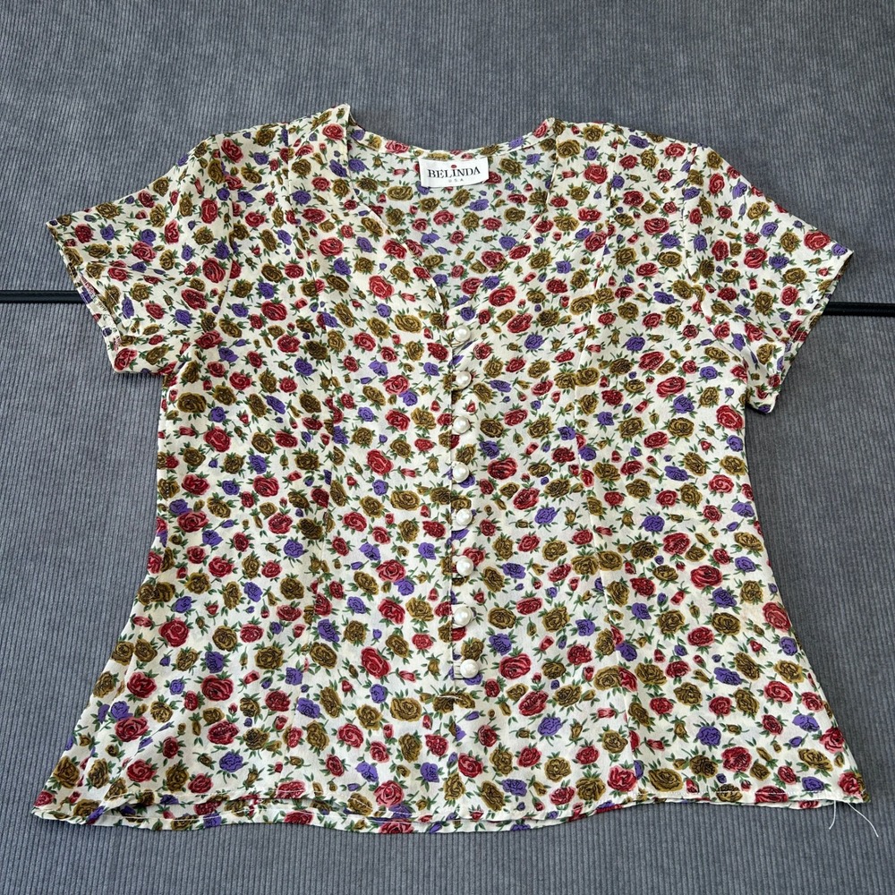 Belinda USA Floral Rose Print Short Sleeve Button Down Blouse Faux Pearl Vintage